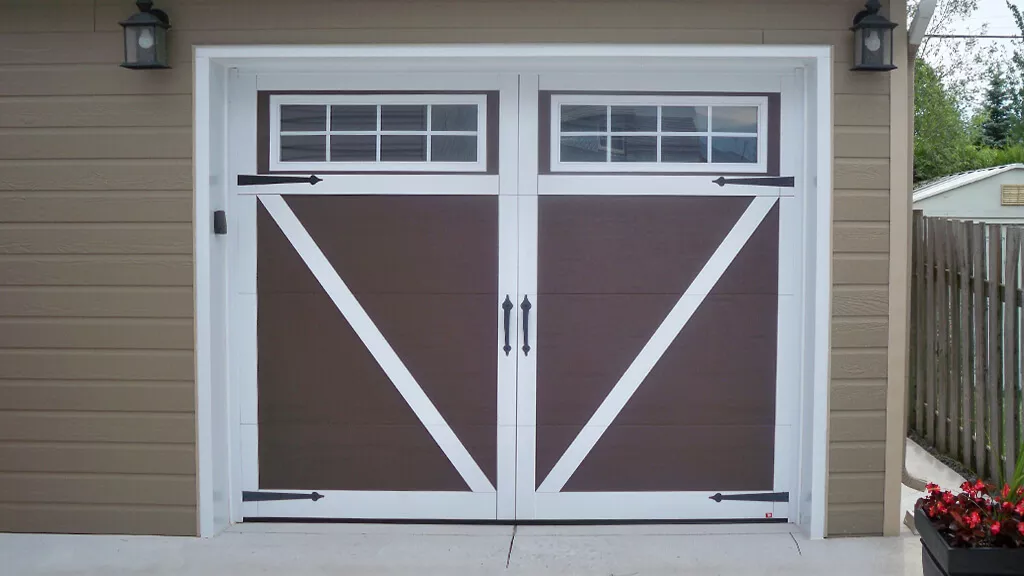 Eastman E-23, 9' x 7', Moka Brown door and Ice White overlays, 8 lite Orion windows